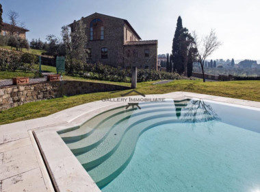 Appartamento-di-lusso-con-piscina-Firenze