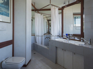 Splendido-attico-in-castello